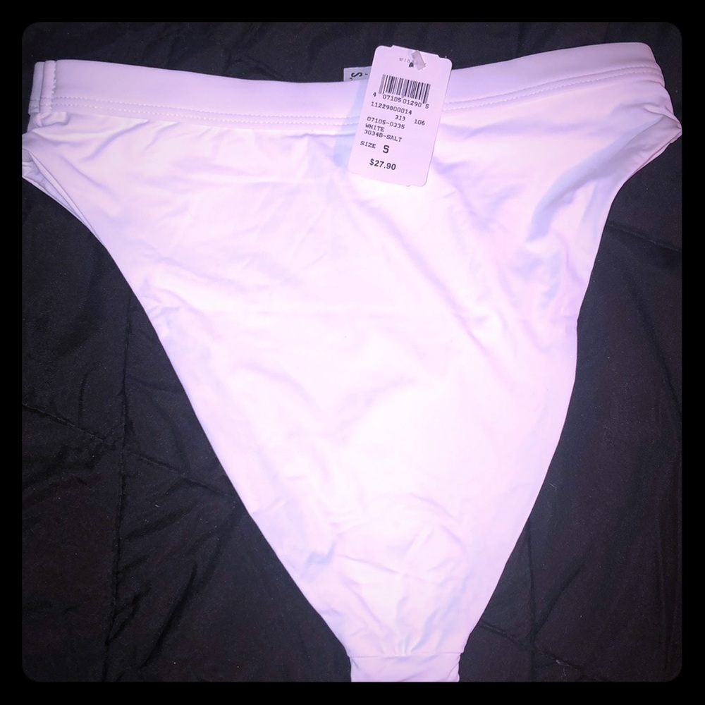 Bikini bottoms
